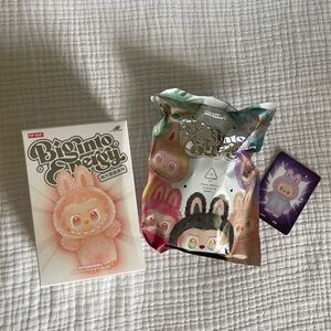 Labubu Big Into Energy “Luck” Plush Pendant